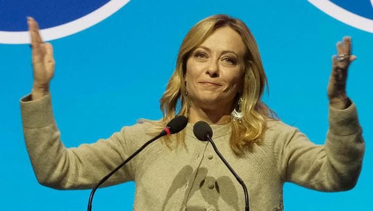 Cirielli: “Meloni in Sudafrica”, la premier non tornerà per la chiusura della campagna elettorale