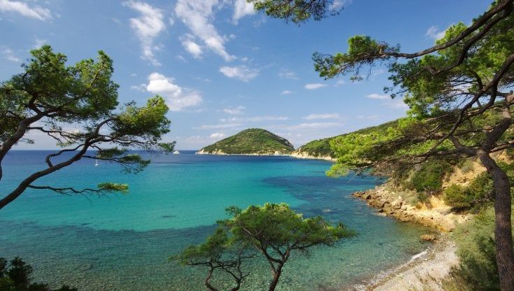 Cresce il desiderio di una vacanza in solitaria su un'isola deserta