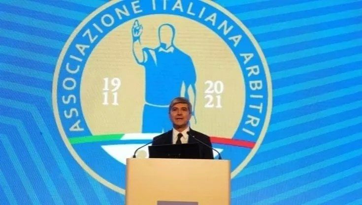 L'allarme di Trentalange: "Già 19 arbitri aggrediti, servono leggi più dure"