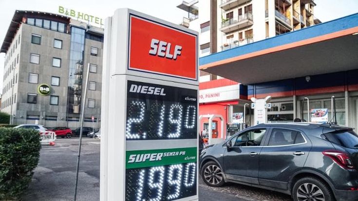 Sconto carburanti a rilento negli Ip. Si allinea anche Q8
