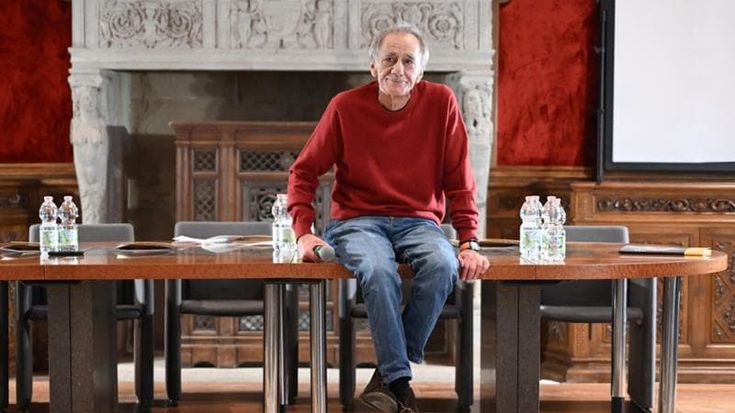 “Il Pegaso d’oro per me è come un premio Nobel”: Vecchioni ringrazia i toscani