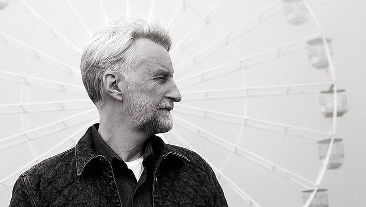 'Kiev calling', Billy Bragg critica i Beton per la t-shirt con il nazionalista Bandera. E la band ucraina si scusa