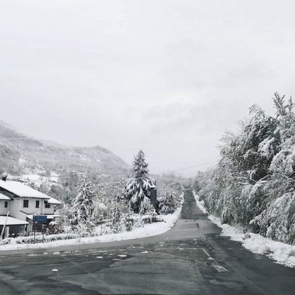 Fiocchi di maggio: la neve nel Parmense - Foto 