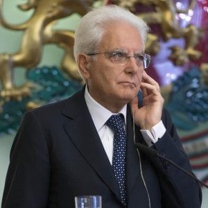 Referendum, Mattarella: "Sovranità è degli elettori". Ma anche Merkel sposa il "sì"