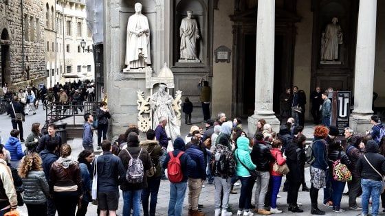 Turismo, le spese degli stranieri superano 41 miliardi