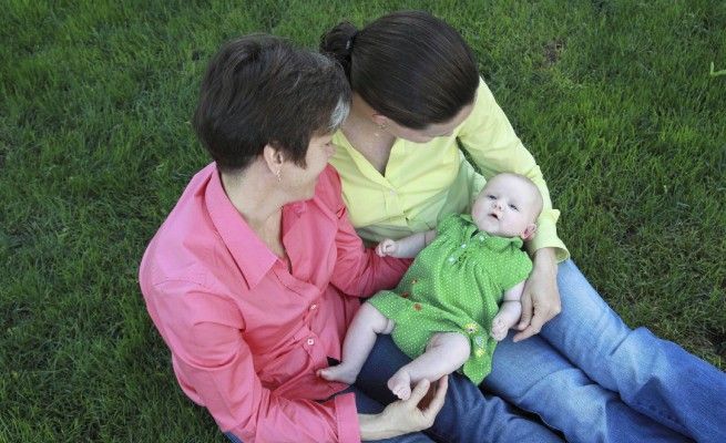 Minori, bimba affidata<br />a due mamme gay