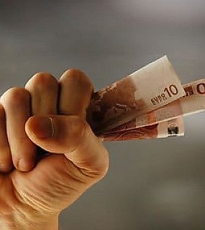 Banche, le sofferenze superano 150 miliardi.Prestiti ancora in calo: -3,8 per cento annuo