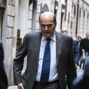 Pd, Bersani: "Siamo a un bivio molto serio. La scissione è già avvenuta"