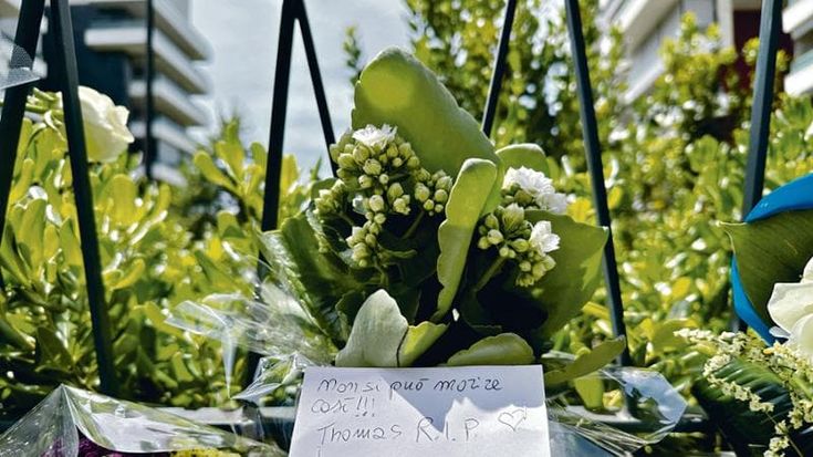 Pescara e gli occhi di ghiaccio. Il komorebi di Piano a Bologna