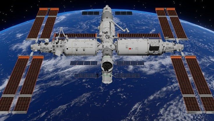 In orbita per 276 giorni, rientrata la navetta cinese del mistero: forse un prototipo di "killer" di satelliti