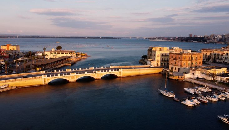 48 ore a... Taranto: il viaggio per immagini
