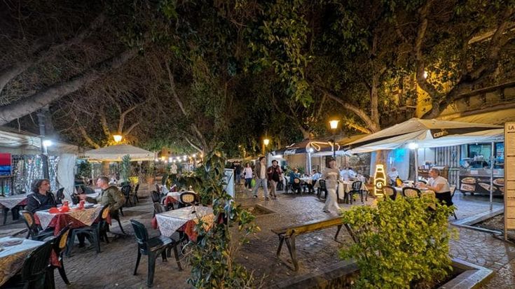 Dehors all’Olivella e in via Belmonte: la giunta comunale vara il piano decoro