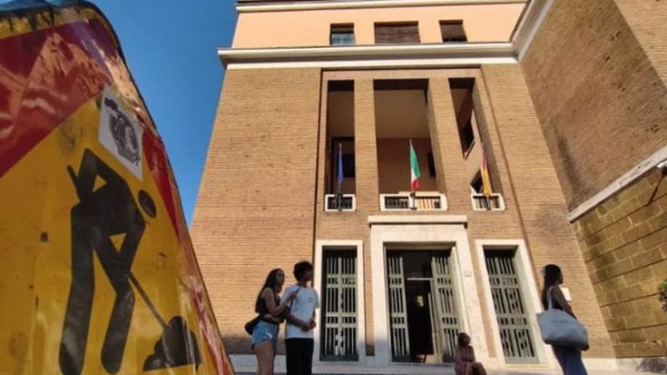 "Non viene, sta a casa", tangenti manutenzione ascensori: interrogatori per 5 dipendenti pubblici
