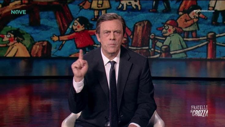 Crozza-Calenda, dal trenino di Capodanno mono-vagone al concerto senza Vasco: "Io corro da solo"