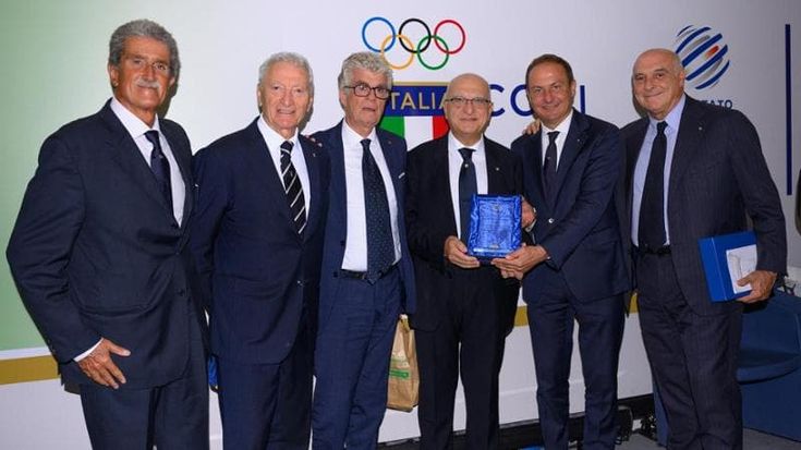 Il Posillipo insignito del Collare d’Oro del Coni