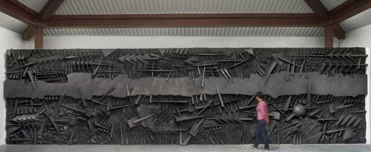Milano celebra il mondo di Arnaldo Pomodoro