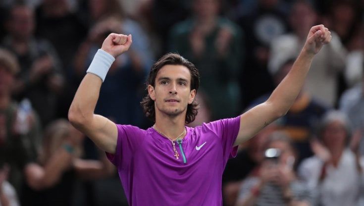 Musetti ai quarti a Parigi-Bercy: Ruud battuto in tre set