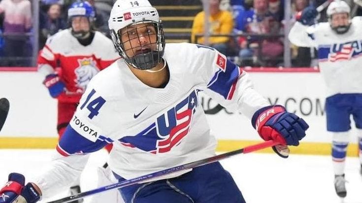 Hockey, a Milano la famiglia della prima nera del team Usa: ci pensa il fidanzato di Taylor Swift