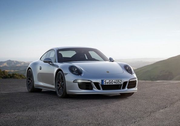 Porsche 911 Carrera GTS