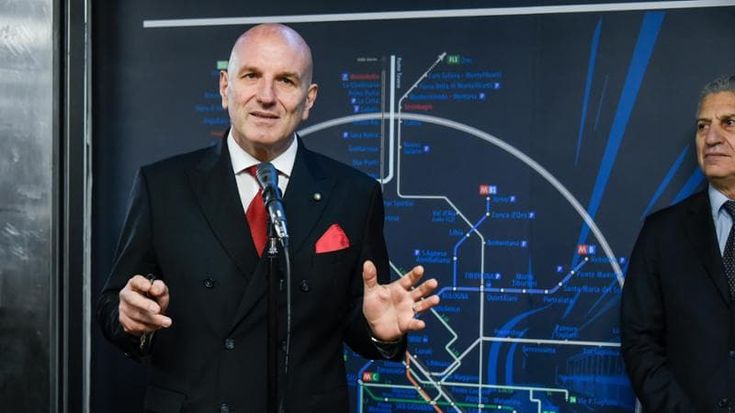 Anche il questore di Roma Roberto Massucci bloccato a Dubai