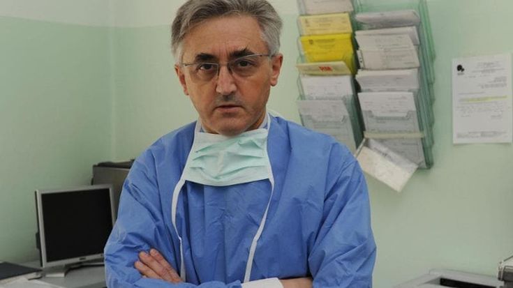 Violenza sessuale, la procura di Torino chiede un anno e quattro mesi per il ginecologo Silvio Viale
