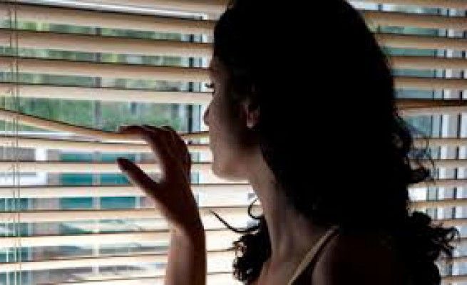 Perseguita per 3 anni la sua ex<br />Denunciato avvocato genovese