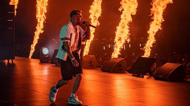 Il maxi live di Emis Killa: “Il mio tributo all’hip hop”