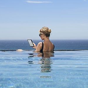 Arriva il nuovo Kindle Oasis. Schermo più ampio e resistente all'acqua 