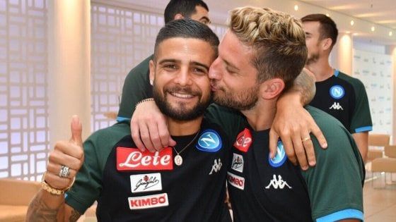  Napoli, Dries Mertens torna dalle vacanze e la società azzurra gli dà il benvenuto su twitter: "Bello rivederti"