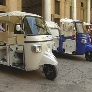 Polignano a Mare, calessini per il trasporto dei turisti abusivi e insicuri: 13 multe