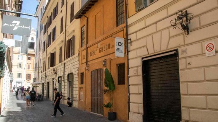 Dal Caffè Greco al Cafè de Paris, serrande giù nei locali storici