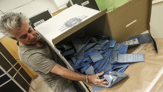 Elezioni, la sfida in 1000 Comuni: al voto 9 milioni di italiani 