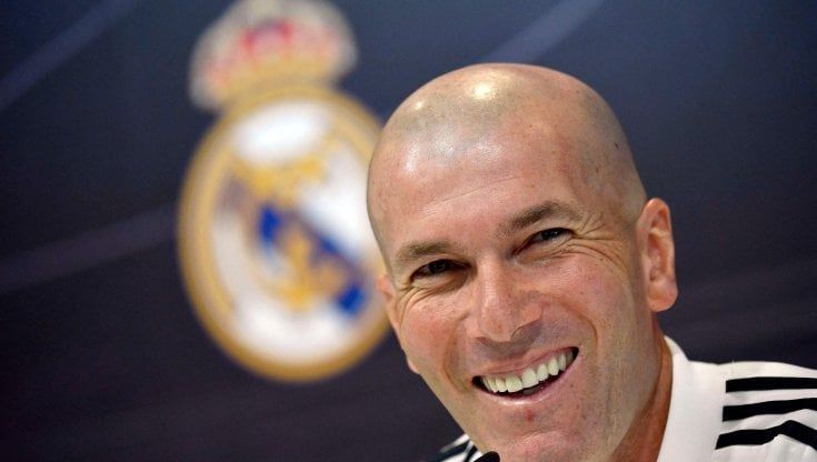 Real Madrid, ufficiale: Zidane lascia la panchina