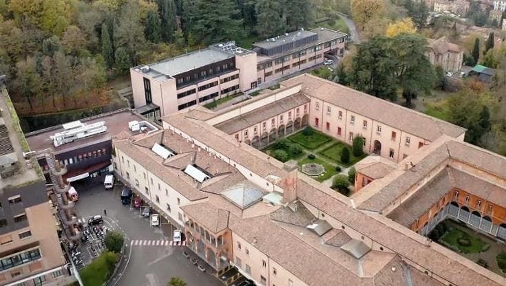 Stato di agitazione al Rizzoli: “Funzionano soltanto due ascensori su dieci”