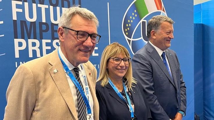 Cgil, Cisl e Uil ritrovano l’unità: “Subito l’accordo con le imprese. Fate presto”