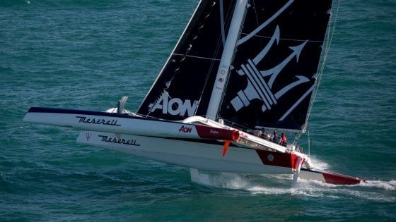Soldini al largo del Portogallo: "Siamo a meno di mille miglia dal traguardo ma Nettuno ci soffia contro" 
