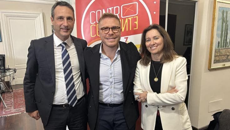 Controcorrente si espande, arrivano il sindaco di Linguaglossa Stagnitta e la ex M5s Paxia