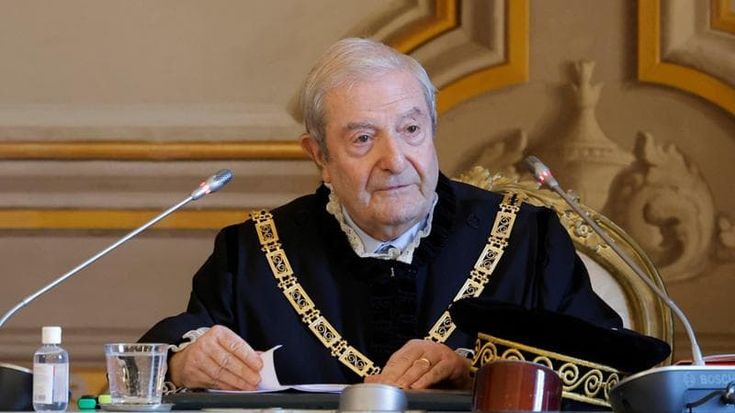 Consulta, Barbera eletto nuovo presidente. Sull’abuso di dl e maxi emendamenti: “Il voto di fiducia segno di debolezza della maggioranza”