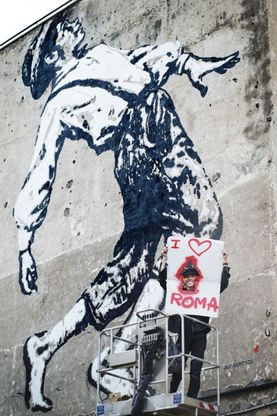 A&eacute;rosol in mostra a Roma: arriva il maestro francese della street art