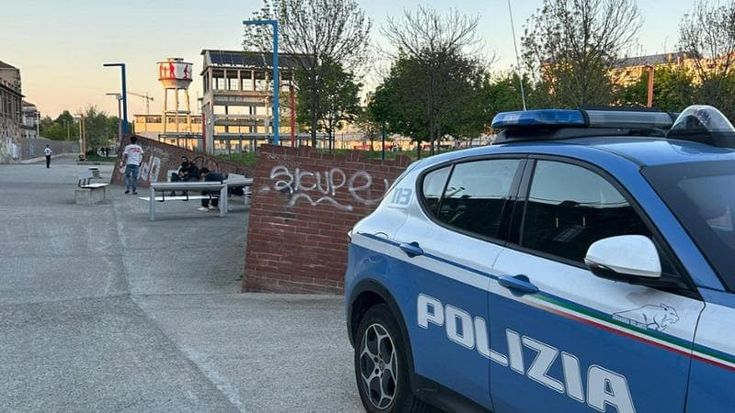 A Barriera di Milano la lite tra giovanissime finisce a coltellate