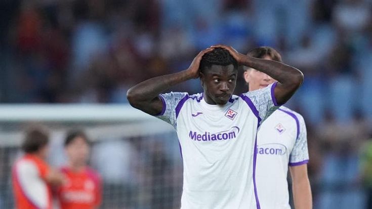 Fiorentina-Kean, adesso è muro: l’attaccante non si allena e la società lo multa