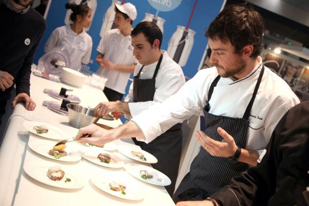 Quando il dessert incontra l'alta cucina: gelato al pop corn o al latte e aringa