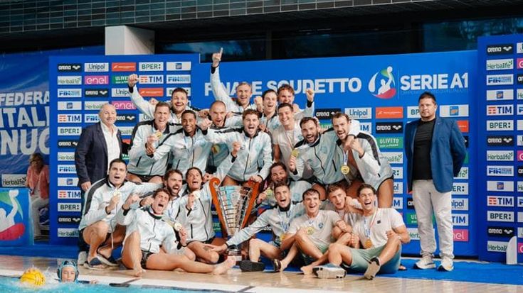 Pro Recco, è festa grande. Brescia ko, scudetto numero 38