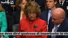Usa, Giffords al Senato sulle armi: "Siate coraggiosi"