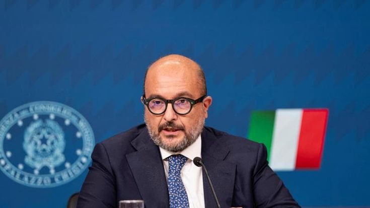 Sangiuliano: “Lo sconto sui biglietti del cinema ha funzionato. Speriamo di rinnovarlo il prossimo anno”