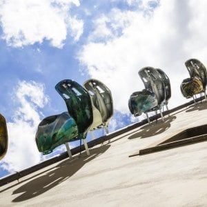 Quando l'arte viaggia in Vespa