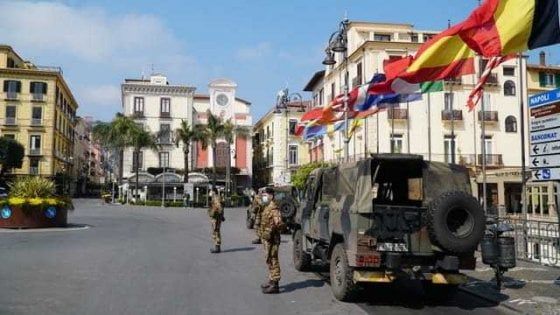 Pasqua e Pasquetta off limits, arriva l’Esercito a Castellammare e Sorrento