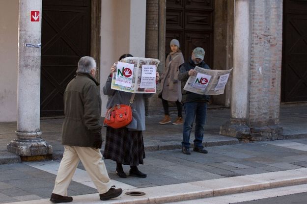 Flashmob per il No nel centro di Parma