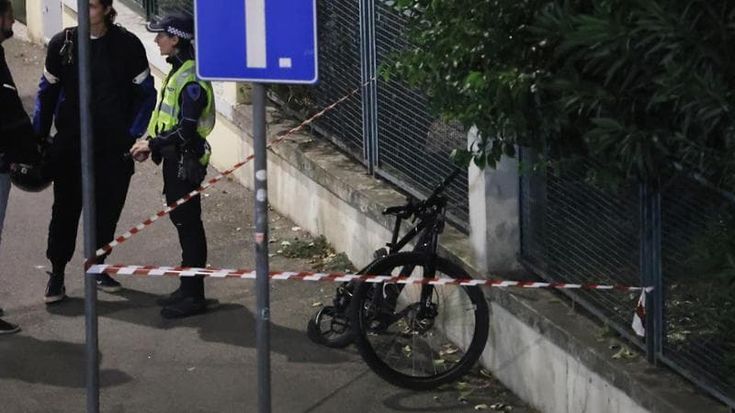 A bordo di una bici elettrica si scontra contro un’auto, morto il 21enne Nicolas Avvenimenti