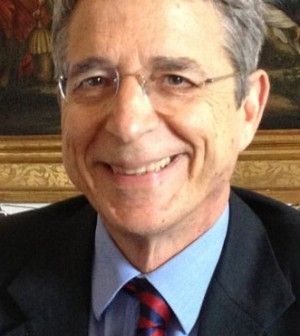 Sergio De Nardis: "L'uscita  dall'euro sarebbe<br /> un Armageddon. Renzi tagli le tasse anche <br />se aumenta  il deficit"